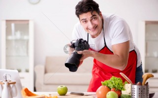 吃饭短视频制作技巧 如何做一个美食博主？这篇笔记告诉你