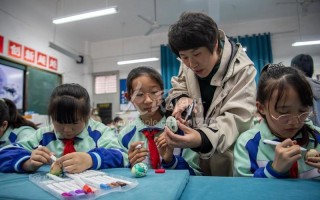 最用心制作的短视频 短视频丨用心绘彩蛋 巧手做青团